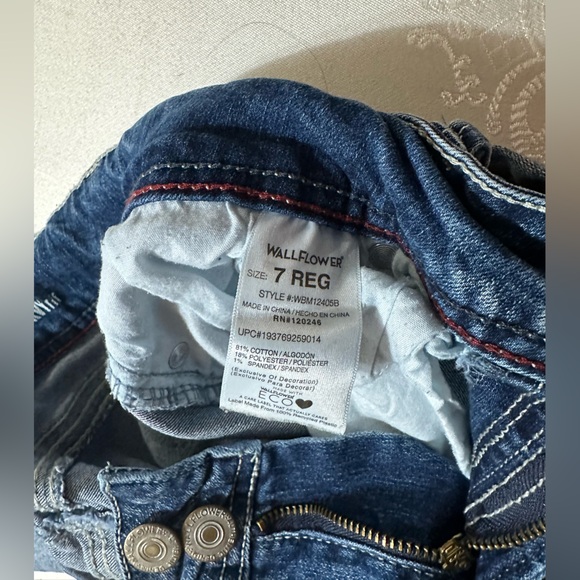 Wildflower jeans - Picture 2 of 2